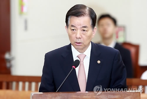 한민구 "北 무모한 도발 감행하면 결국 파멸" - 1