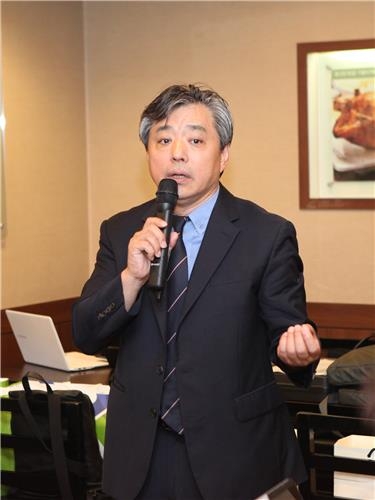 발언하는 백기승 한국인터넷진흥원장