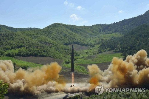 북한의 ICBM 실험발사장면[AP=연합뉴스]