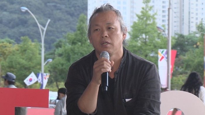 김기덕 감독 피소…연기지도냐 폭행이냐 - 1