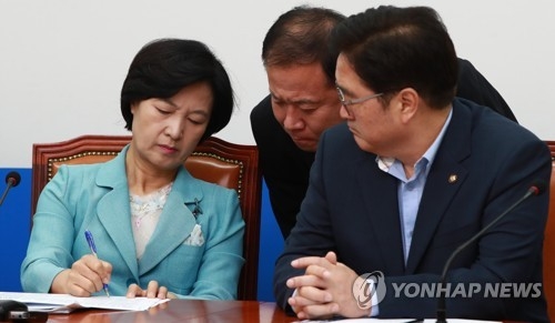 與 "문재인 케어, 전적으로 옳다" 엄호…박기영 인선엔 '함구' - 1