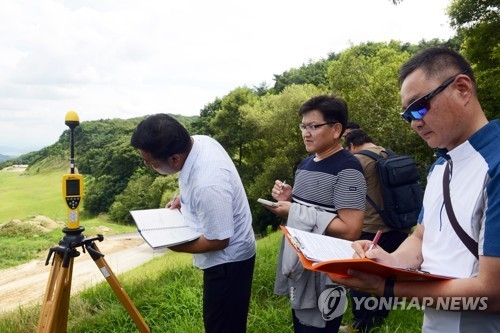 與 "사드배치, 명확한 절차 통해야"…野 "조속한 배치 필요" - 1