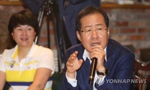 홍준표, 하루가 멀다 하고 '박근혜 출당'…인적청산 공론화 - 1