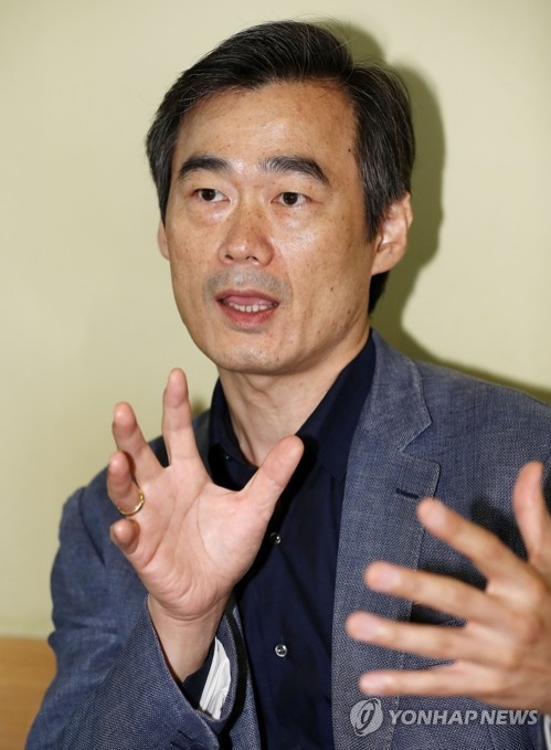 첼리스트 양성원 "바흐 연주할 땐 발가벗은 느낌" - 1