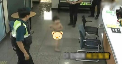 할머니 자던 새 '알몸외출' 아이…경찰 등록 지문 덕 신속 귀가(종합) - 1