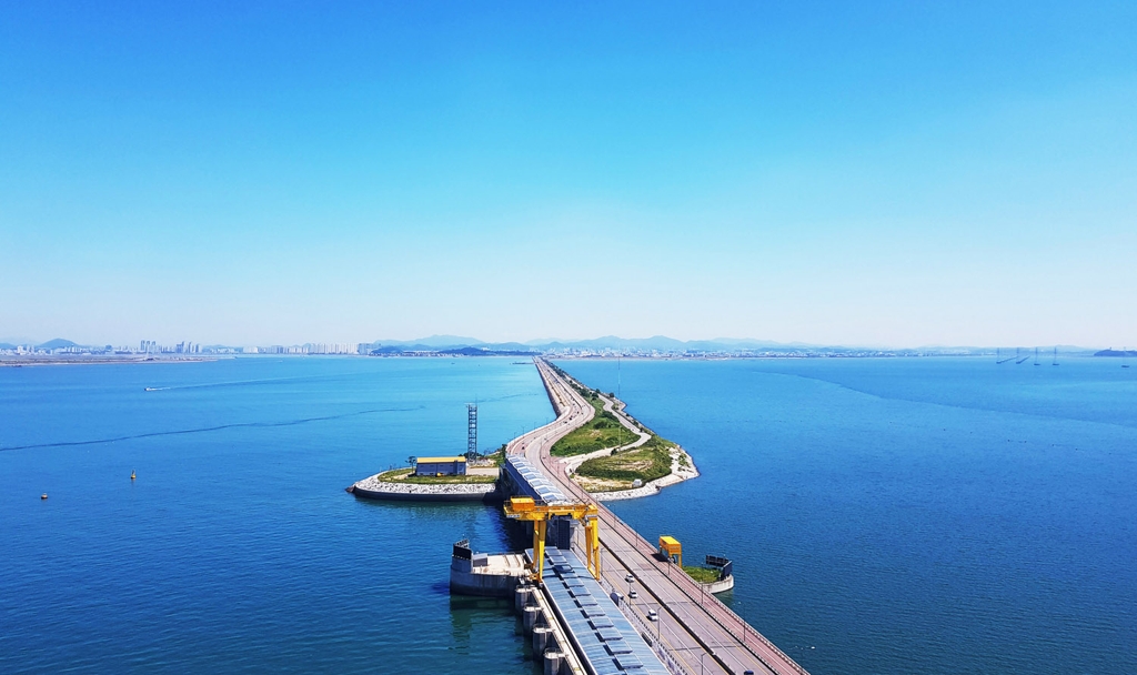 경기도 안산 시화전망대에서 본 하늘