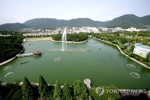 용지호수 전경