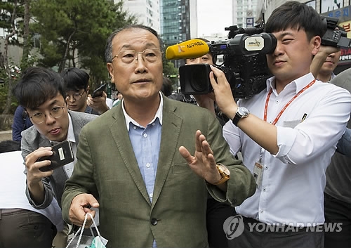 조사 받고 나서는 김재철 전 사장