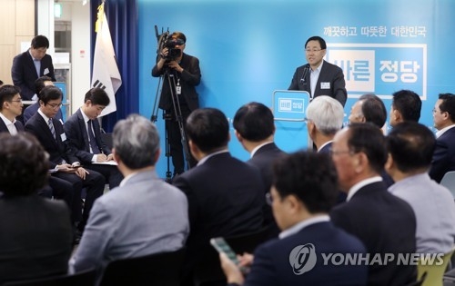 봇물 터진 '이혜훈 사퇴론'…"대표에서 물러나 달라" - 1