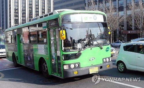 서울 시내버스 (연합뉴스 자료 사진)