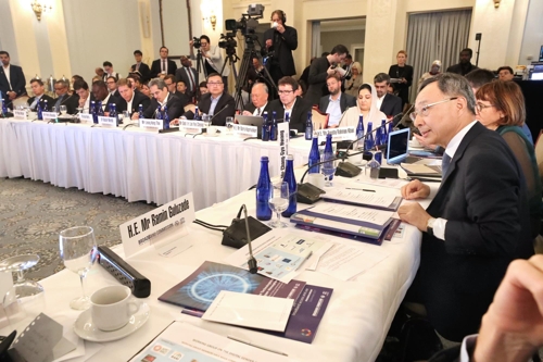 브로드밴드 위원회에 참석한 황창규 회장