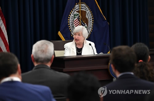 "美연준 '긴축' 기류…금리상승·증시조정 가능성 커져" - 1