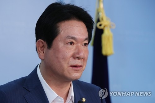 이동섭 "도핑 적발 체육선수의 70%는 보디빌더" - 1