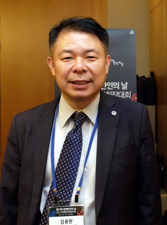 김용완 북경한인회장 "中서도 다문화가정 증가…끌어안아야" - 1