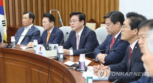 국감 이틀째 '세월호 조작' 충돌…'보이콧·정회' 곳곳 파행(종합) - 2