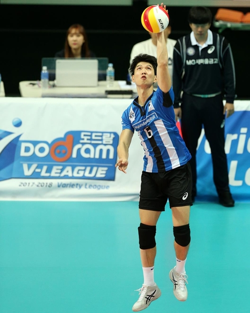 이승원의 서브