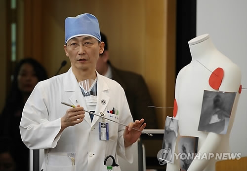귀순 북한 병사 수술결과 브리핑