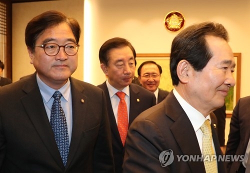 공전 장기화 4월국회 앞이 안 보인다…이총리 추경연설 무산 - 1