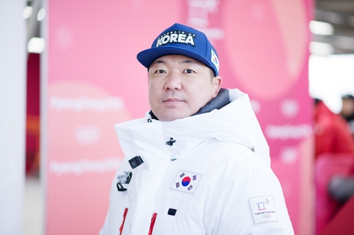이용 총감독