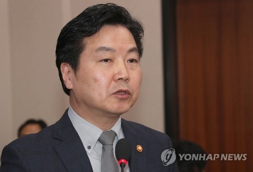홍종학 중소벤처기업부 장관