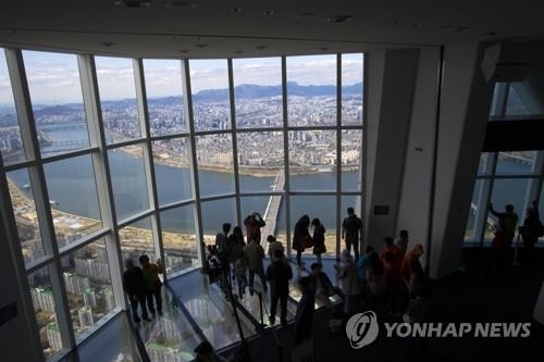 롯데월드타워 '서울스카이' 전망대 모습