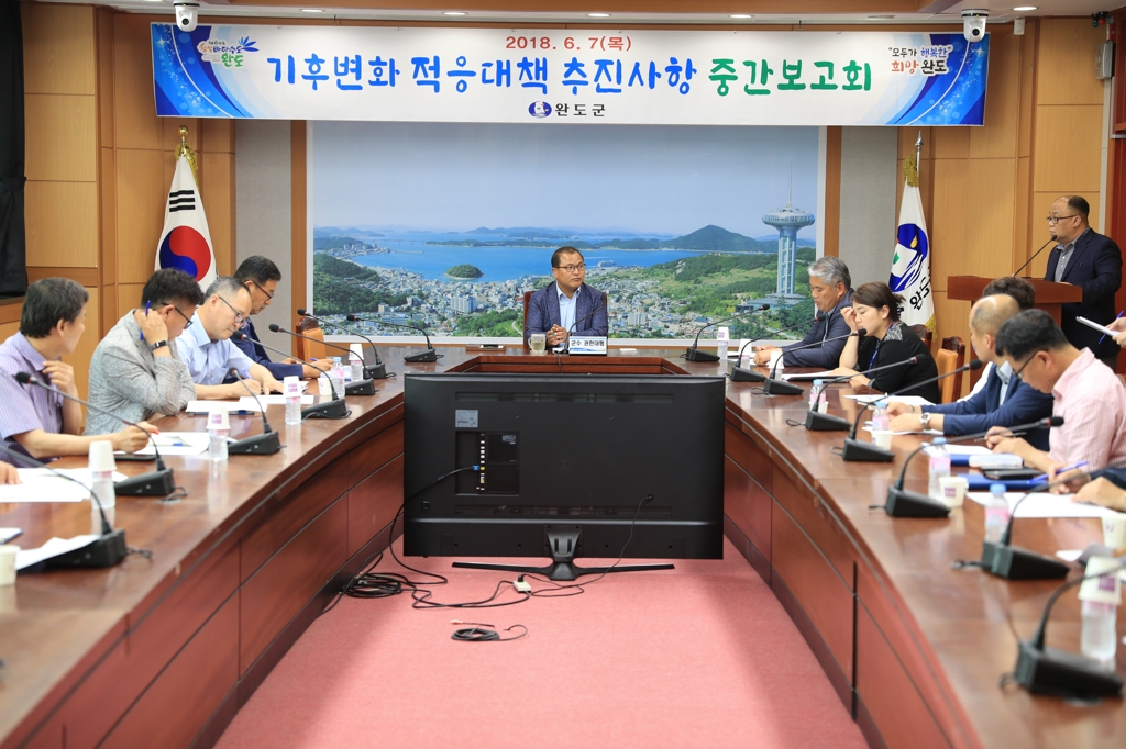 전복 양식장에 차광망 보급…기후변화 따른 피해 방지 - 1