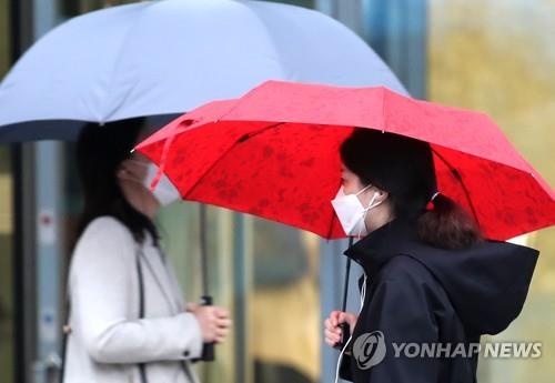 비에도 안 씻겨내리는 미세먼지