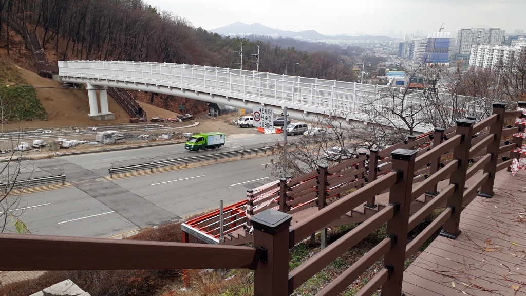 '산성 등산 육교'