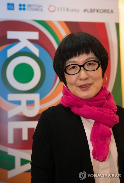 '죽음의 자서전' 김혜순 시인