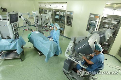 의료 로봇 수술 모습