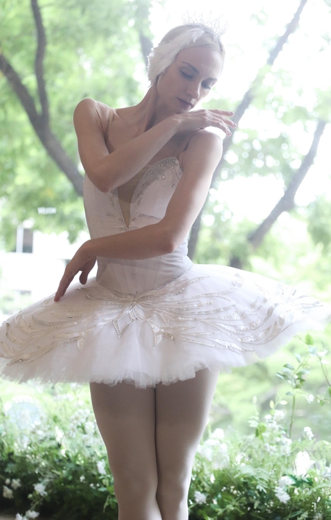 수석무용수의 우아한 몸짓