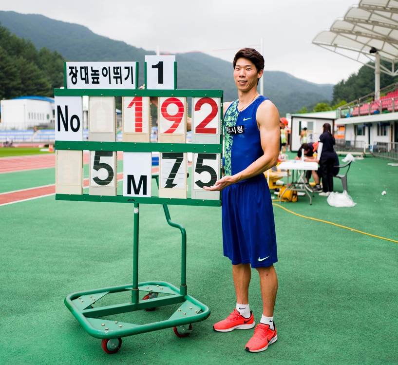 진민섭, 남자 장대높이뛰기 한국 신기록