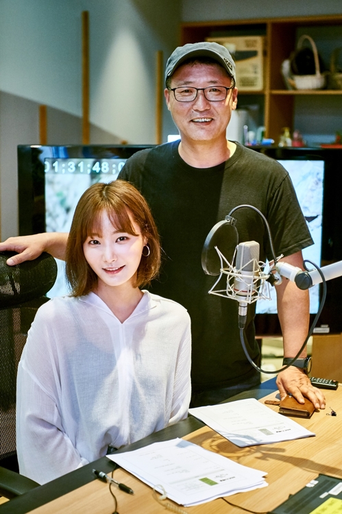 연우(왼쪽)와 그의 아버지 이경배 PD