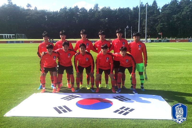 9월 영국 전지훈련에 참여한 U-17 축구 대표팀