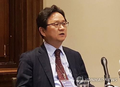 WTO 2차 양자협의 브리핑하는 정해관 수석대표