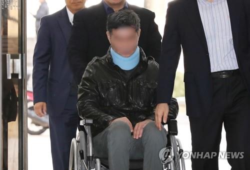 '웅동학원 채용비리·위장소송' 조국 동생 오늘 첫 재판 - 1