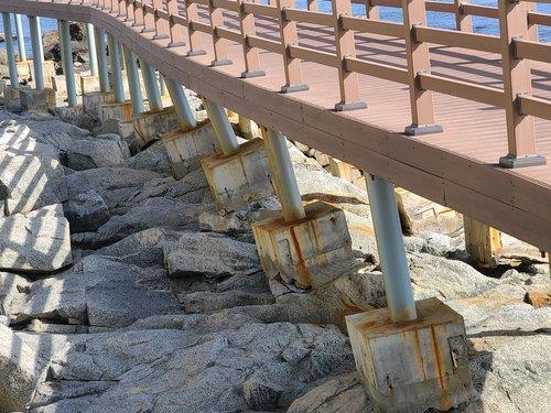 바다향기로 파도에 기우뚱
