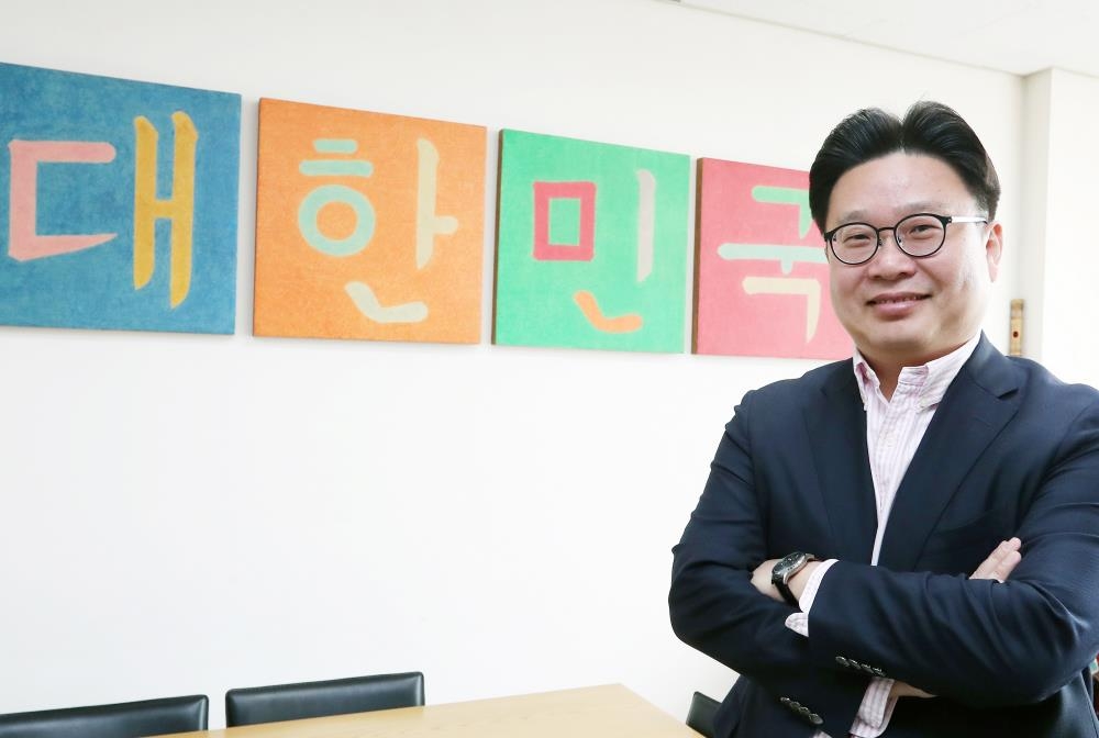 '한국 홍보 전문가'로 불리는 서경덕 교수