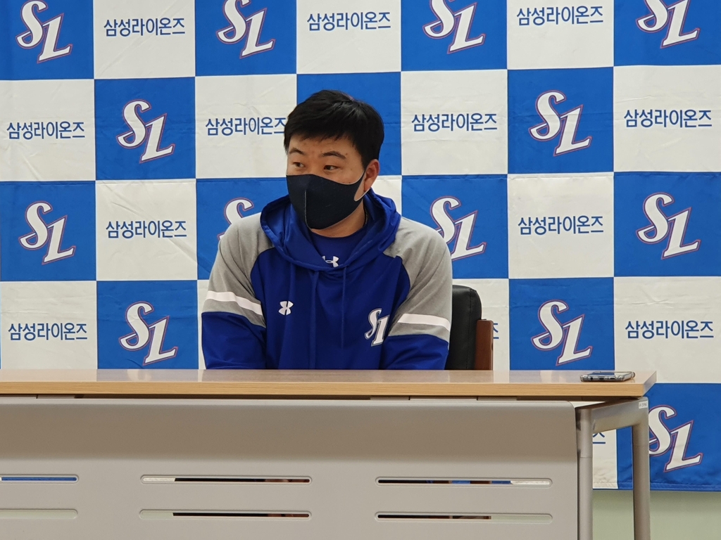 인터뷰하는 오재일