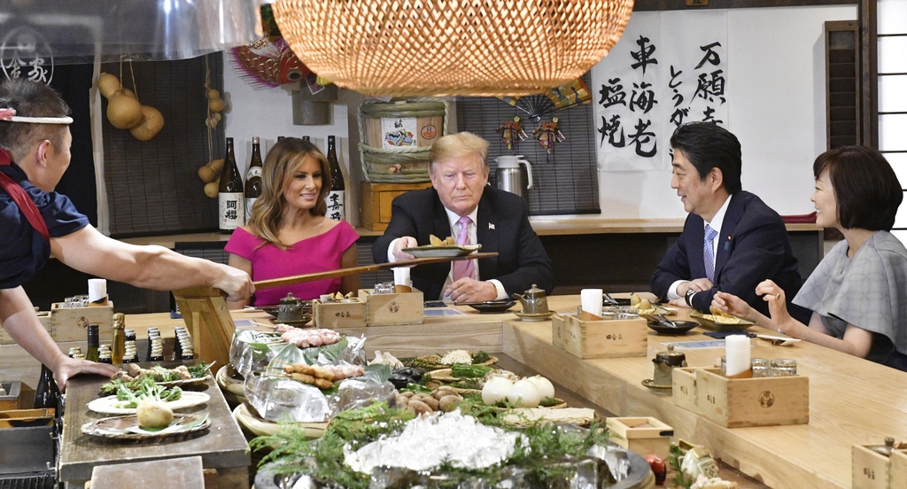 트럼프와 아베의 2천100만원짜리 저녁식사