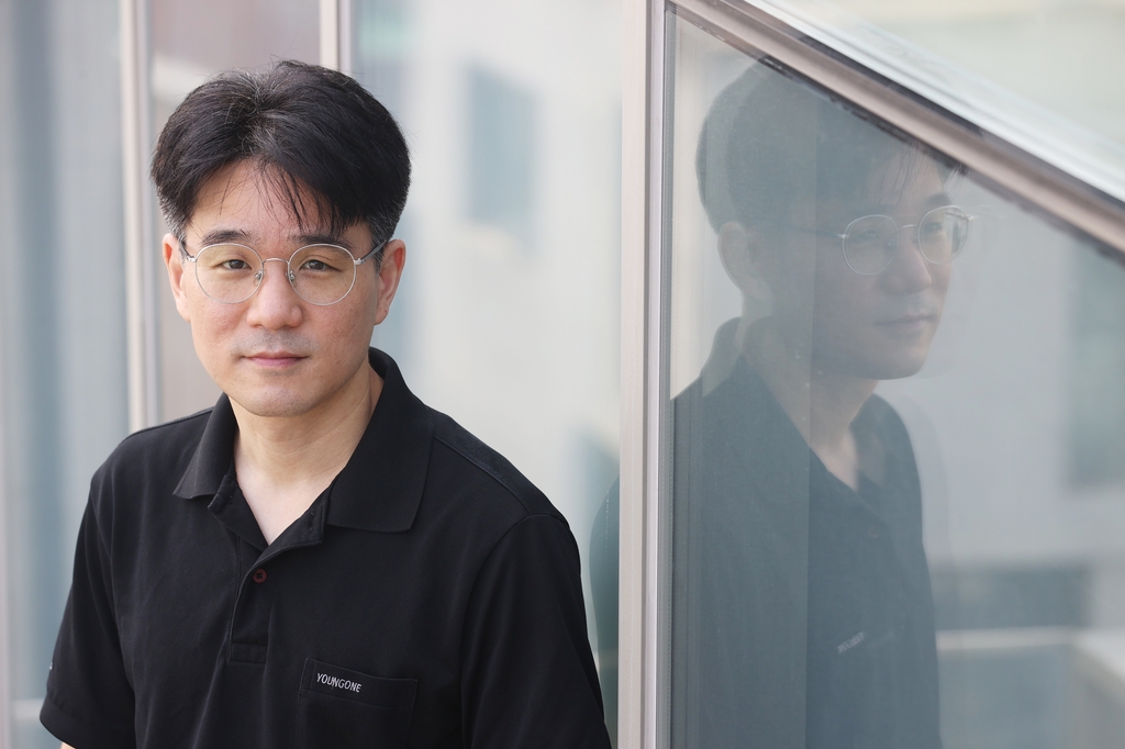 신작 장편 '재수사' 출간한 소설가 장강명