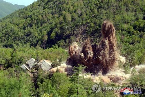 (AMPLIACIÓN) Corea del Sur analiza una muestra de tierra del recinto de ensayos nucleares norcoreano