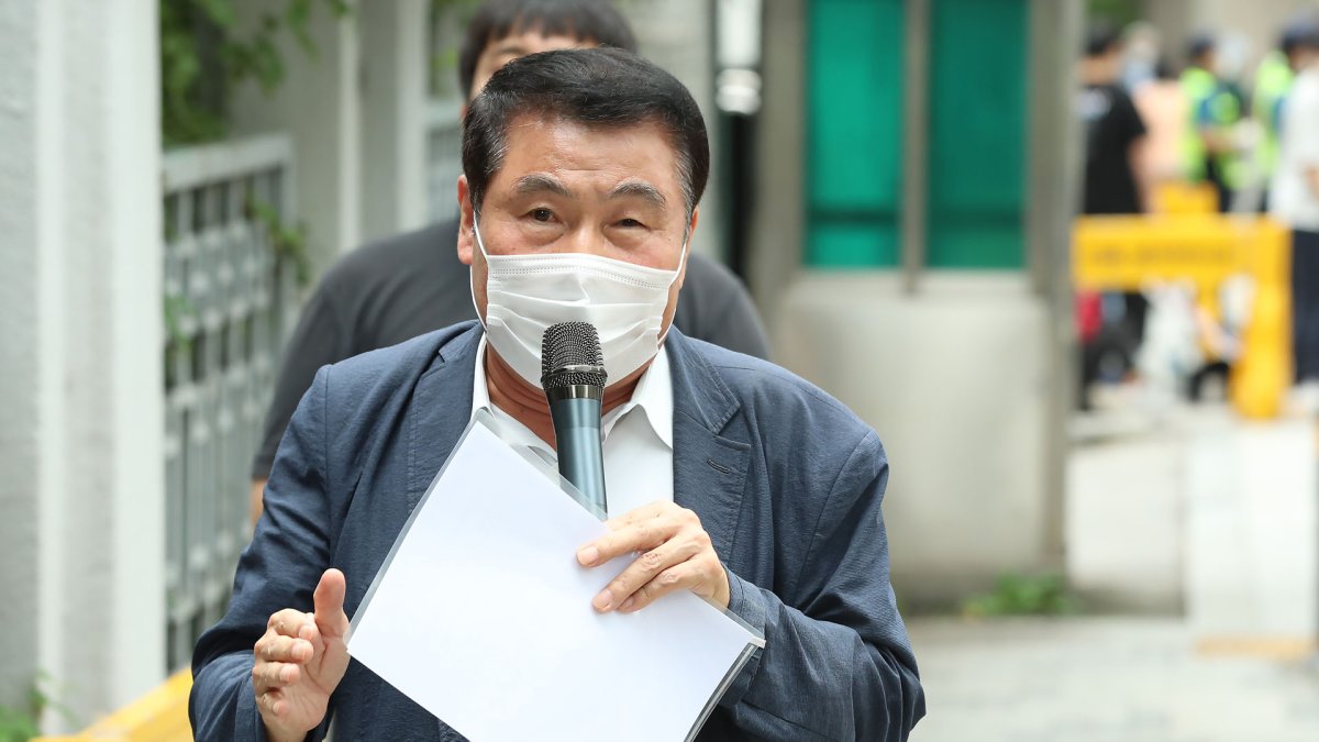 개천절에도 광화문집회 신고…경찰 "엄정 대응"
