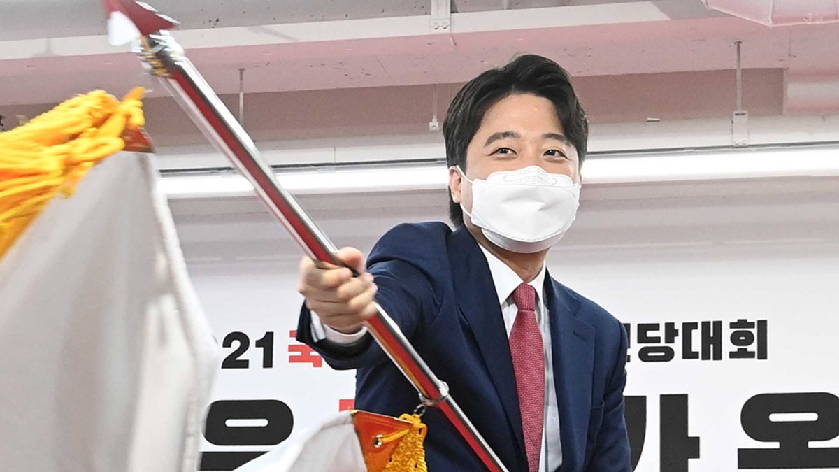 태풍 몰고 온 '30대 리더' 이준석…정치권 지각변동 오나