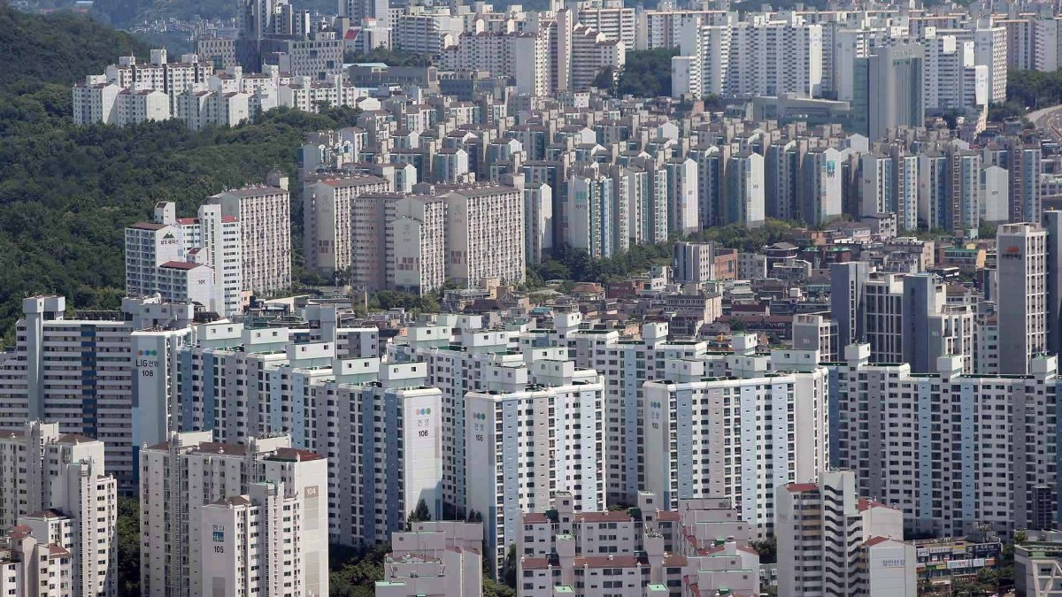 처제 아파트로 신고가 조작…집값 1억원 부풀린 중개사