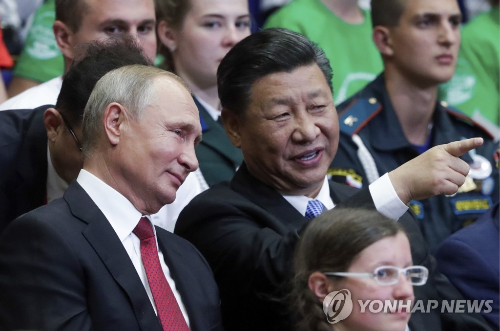 공연 관람하는 푸틴과 시진핑 [자료사진]