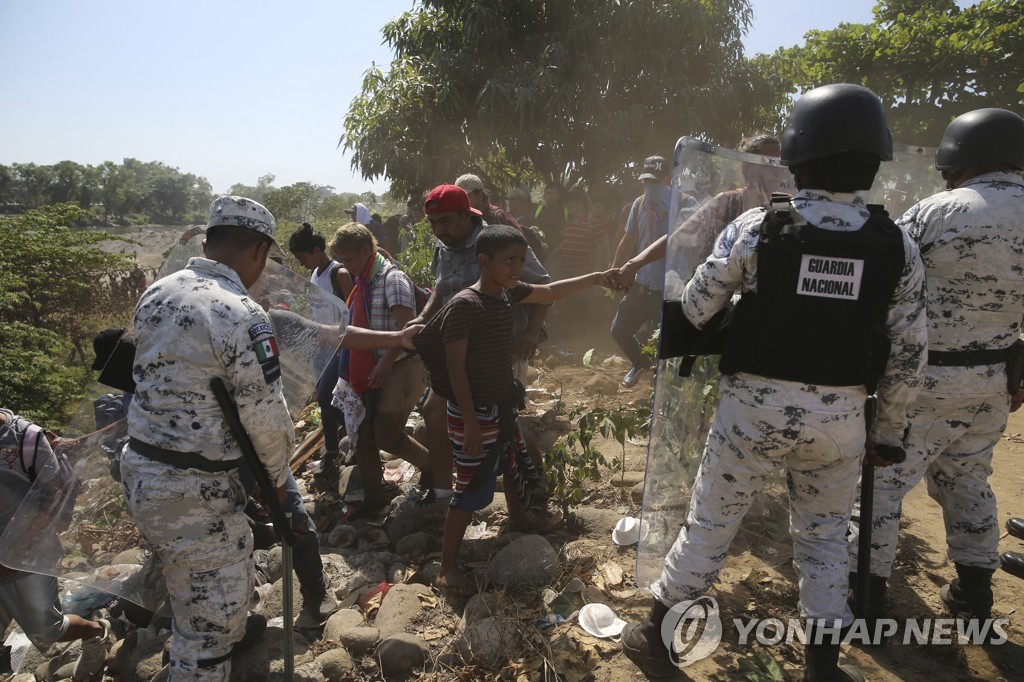 APTOPIX Mexico Central America Migrants
