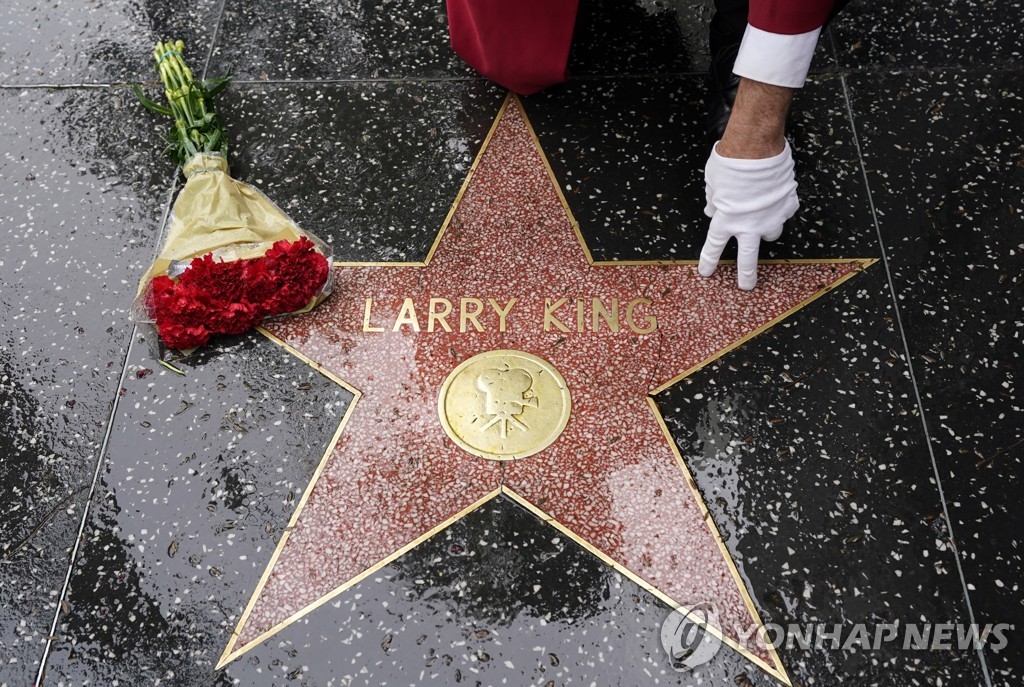 Obit Larry King