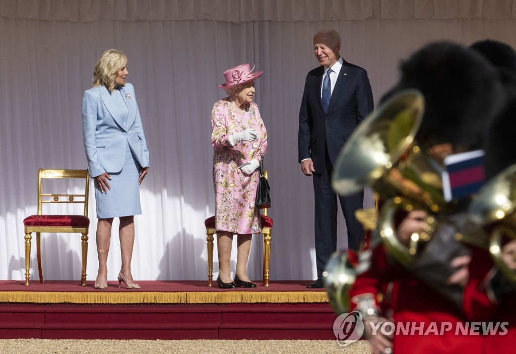 Britain Biden Queen