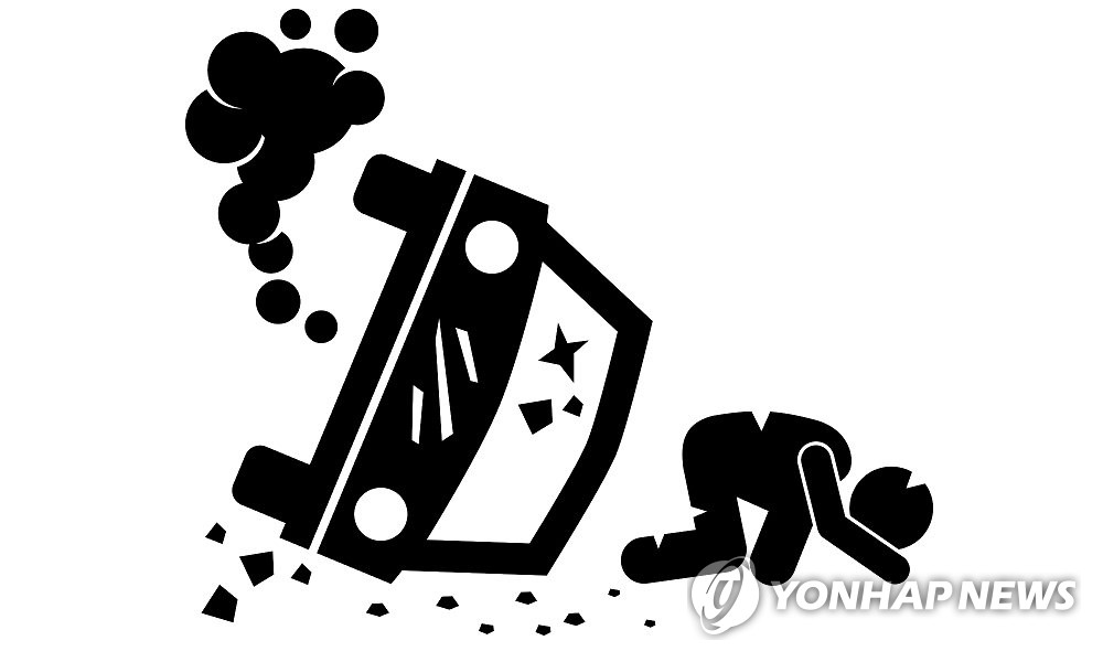 '옆 차 피하려다' 차량 전복돼 12세 초등생 숨져 - 1